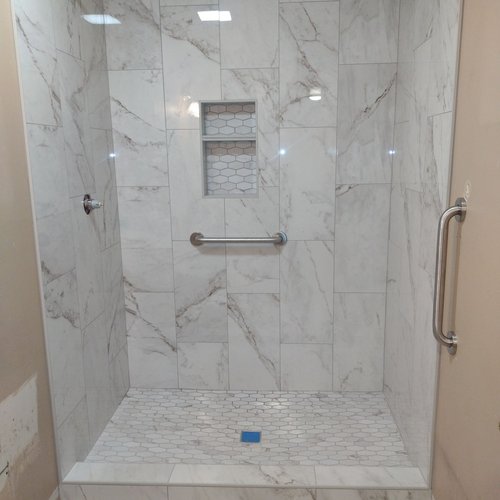 bathroom remodeling from Ajax floor Center in Paragould, AZ